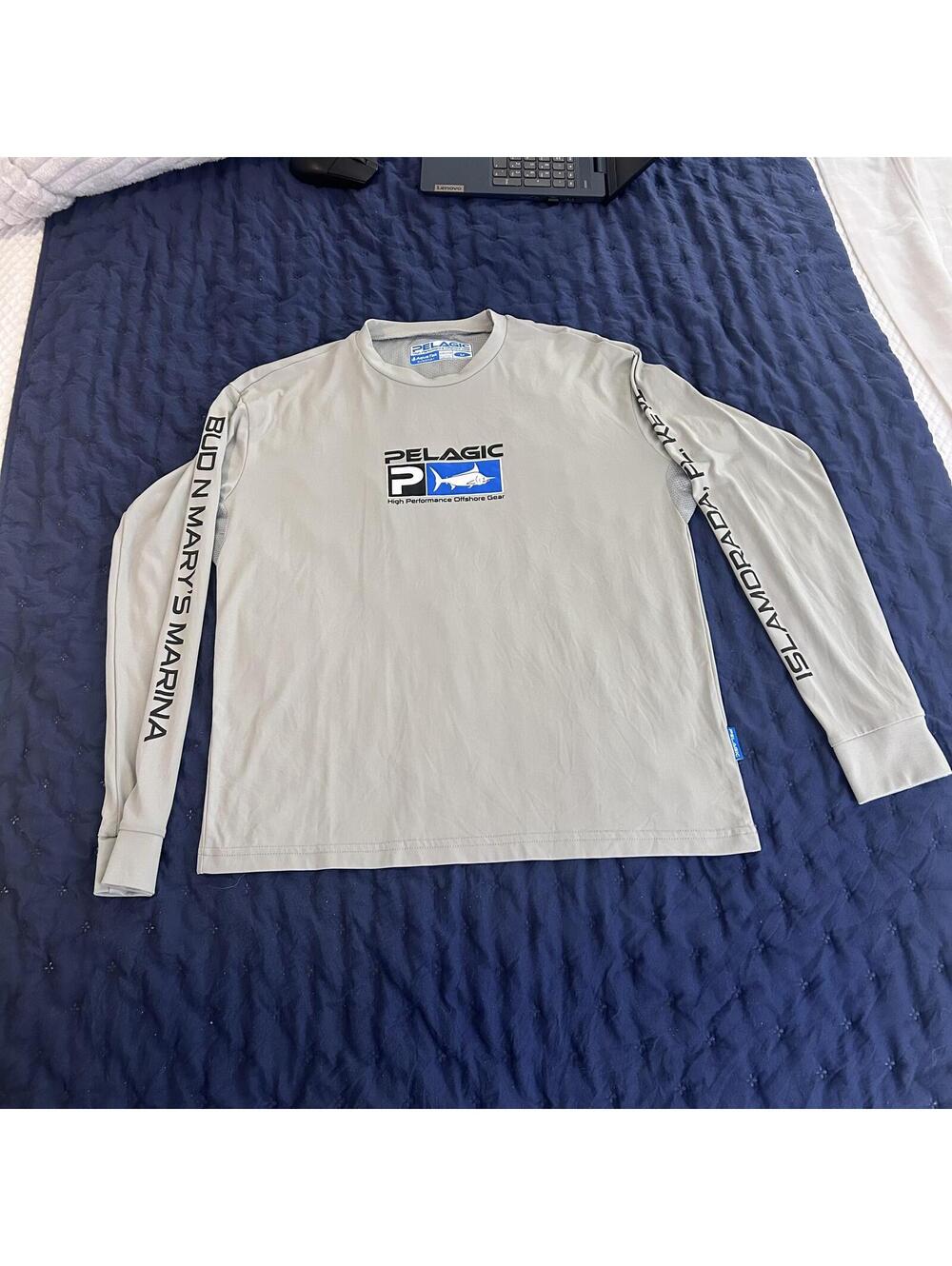 Pelagic AquaTek Sunshirt M Gray Islamorada FL Keys Bud N Mary's Marina